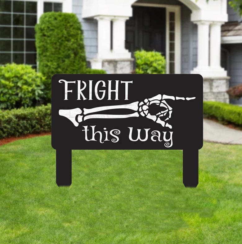🎉👻New Halloween Fright this Way Metal Yard Sign