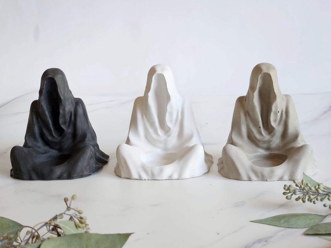 Ghost Witch Candle Holder Creative Resin Niche Creative Ornament Halloween Ghost Festival Party Atmosphere Decoration