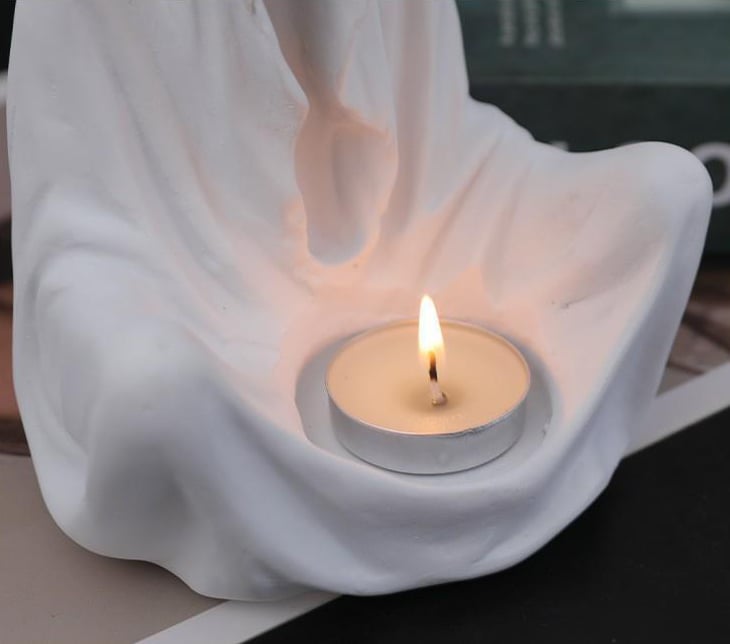 Ghost Witch Candle Holder Creative Resin Niche Creative Ornament Halloween Ghost Festival Party Atmosphere Decoration