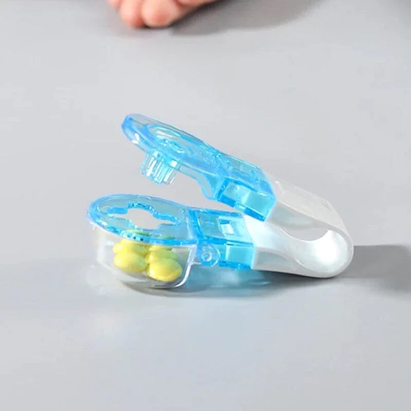 🔥Hot Sale -💊Portable Pill Taker Household Gadgets