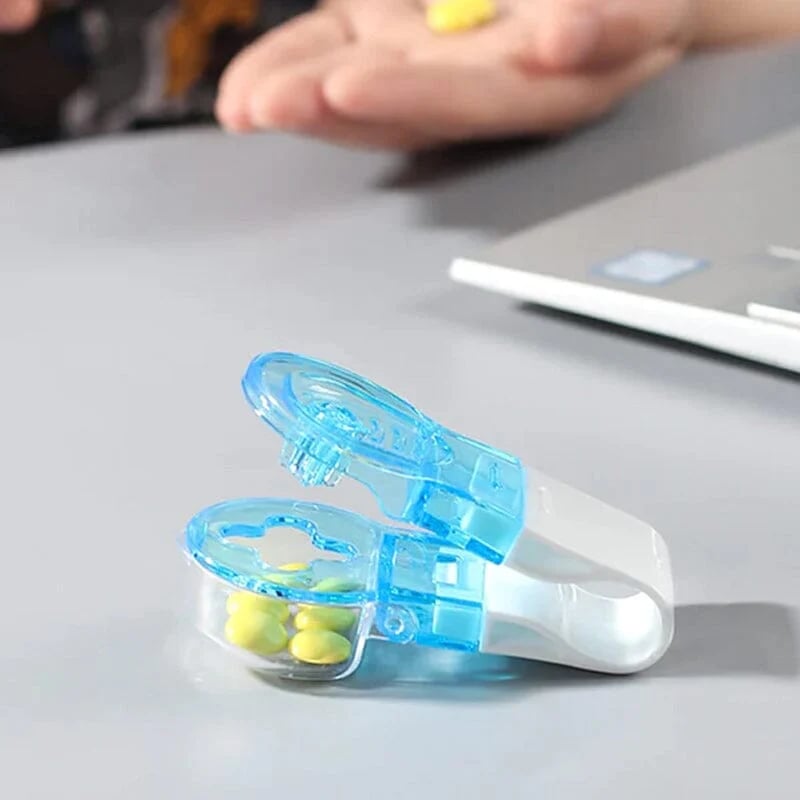 🔥Hot Sale -💊Portable Pill Taker Household Gadgets