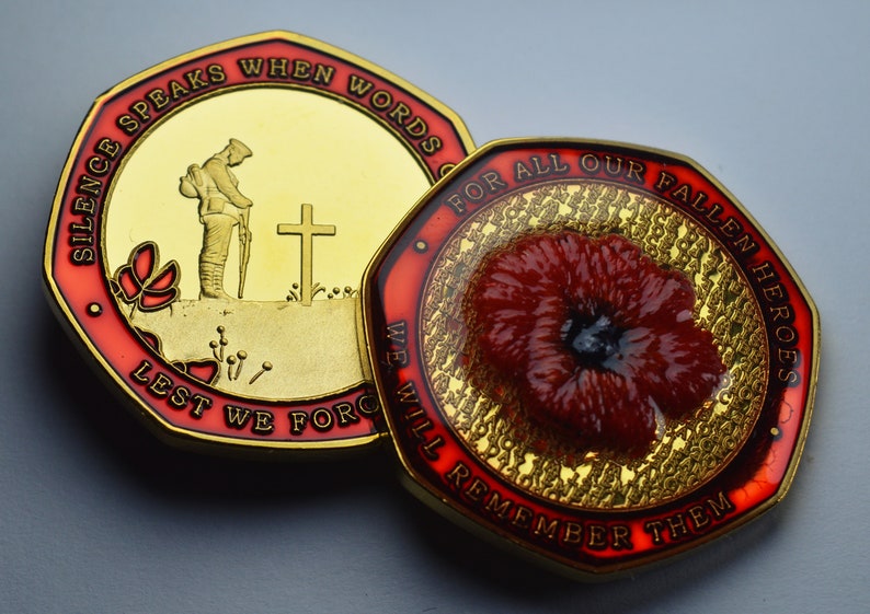 🕊️ Armistice Commemorative Poppy Badge 🌺