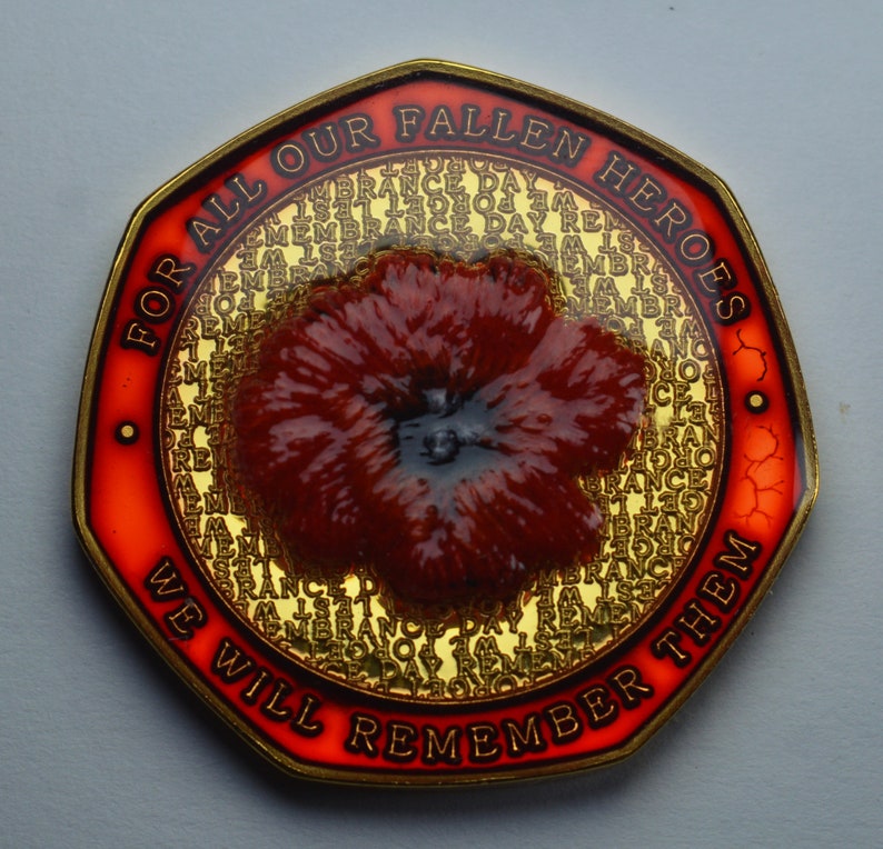 🕊️ Armistice Commemorative Poppy Badge 🌺